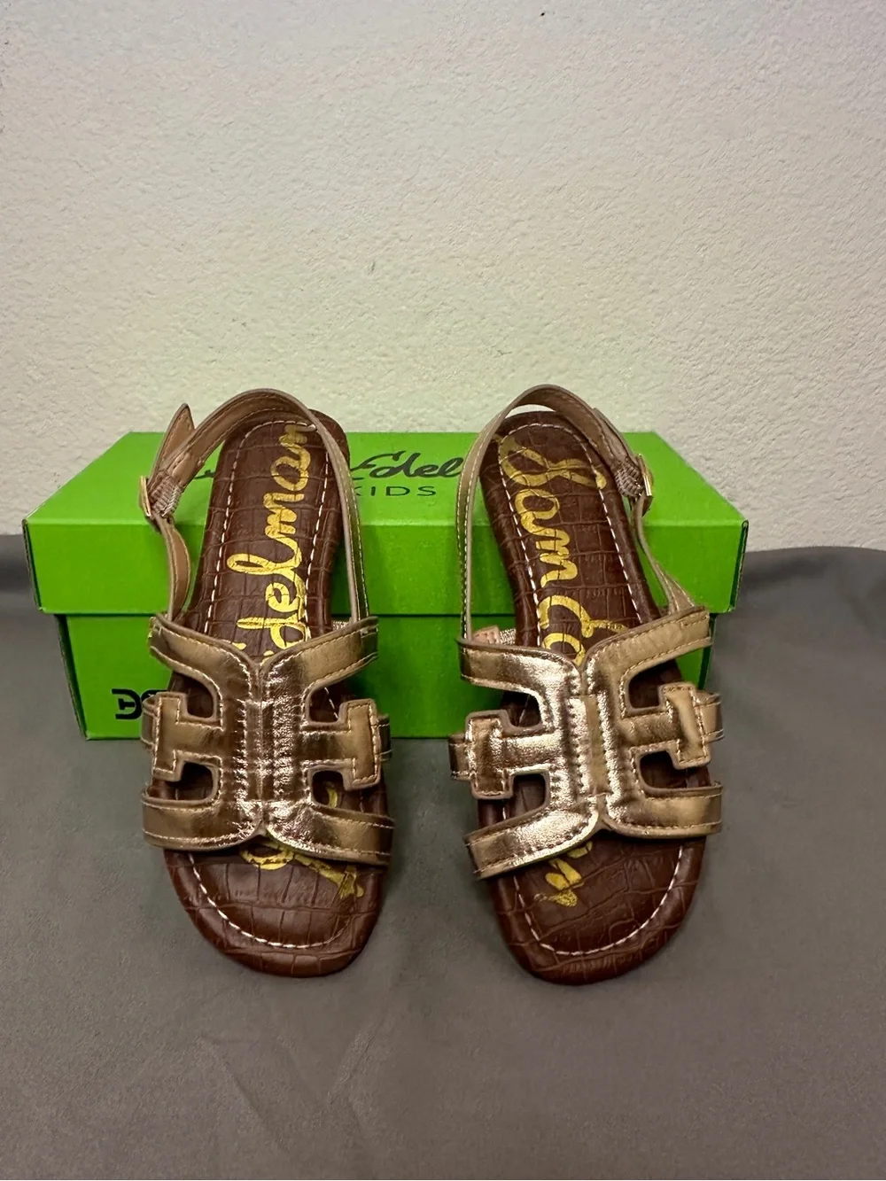 Sam Edelman Sling Back Rose Gold Sandal with Buckle (girls size 13)